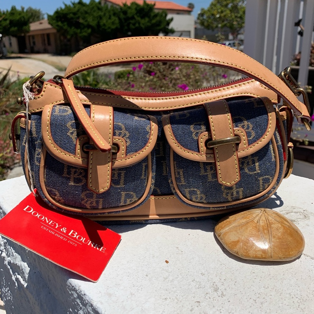 Dooney & Bourke Banana Bag (NWT)